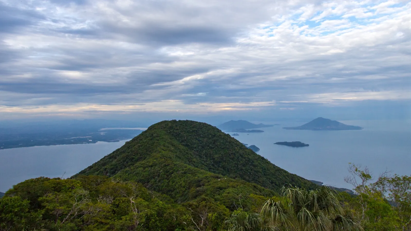 Vista panorámica del golfo de Fonseca y sus islas desde el volcán de Conchagua